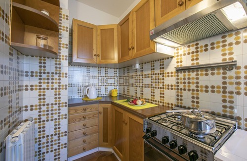 Colombare Apartment | Villa Fiorita - Apt 4 - Mimosa, Sirmione, Italy