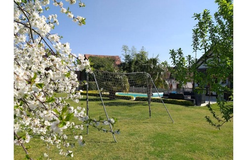 La Chapelle-Montmartin House | Villa