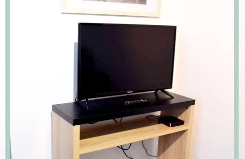 Neris-les-Bains Apartment | Villa François - superbe T1 - D au pied des Thermes de Néris - Wifi avec fibre
