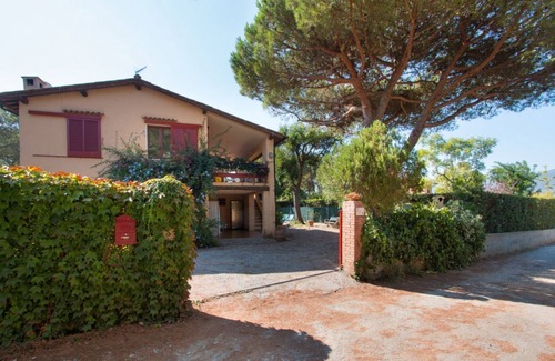 Magazzini Apartment | Villa Giolù: Azzurro Apartment 200 m to the beach, ferry discount!