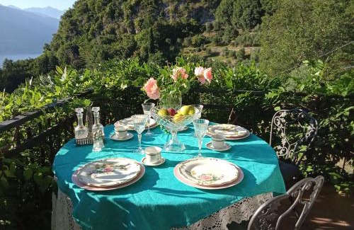 Regoledo House | Villa Grazie Mille - Charming Lake Como Escape