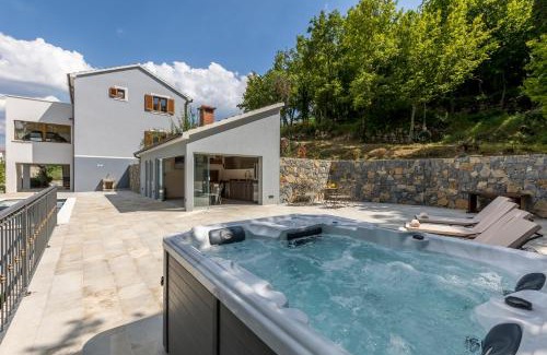 Omis Villa | Villa Grey Stone