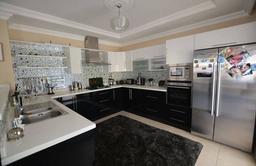 Dalyan City Center Villa | Villa Hadigari with private pool/children pool/jacuzzi and so reasonable price