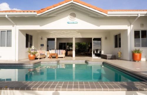 St. Marie Villa | Villa Happy View