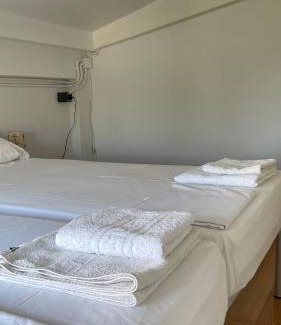 Varia Villa | Villa Hermes, Spacious Getaway in Mytilene