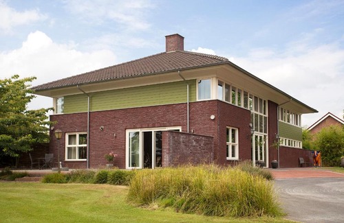 Vierlingsbeek Bed & Breakfast | Villa het Bascour