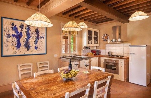 Colle di Compito Villa | Villa in Colle Di Compito with 2 bedrooms sleeps 4