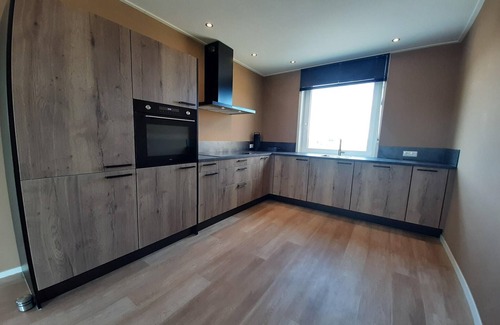 Leons House | Villa in Friesland with Boat Rental