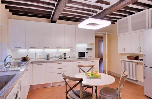 Castellina in Chianti Villa | Villa in Castellina w. Pool, Garden & Winery