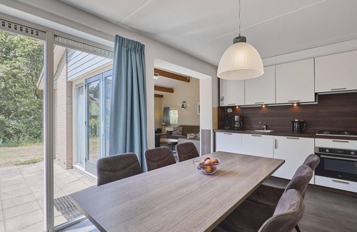 Bohemen en Meer en Bos House | Villa in Kijkduin near North Sea Beach