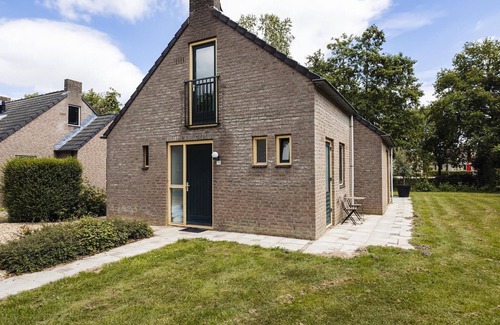 Ewijk House | Villa in Nijmegen with VIP Amenities