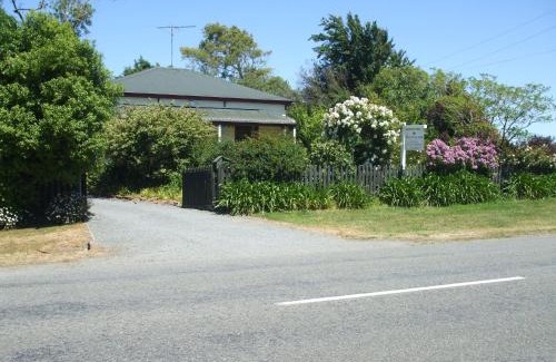 Martinborough House | Villa in the Vines