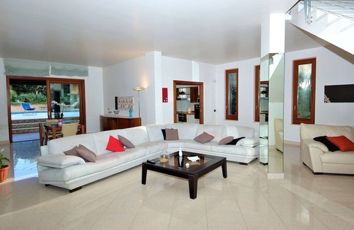 Valderice House | Villa in Valderice with Pool and Garden