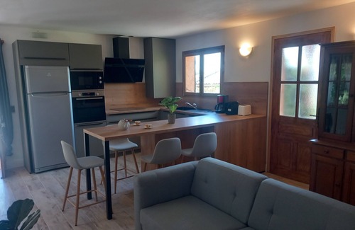 Cirendinu Villa | Villa Indépendante Entièrement Rénovée à 5 mn des Plages