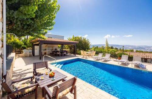 Peristerona Villa | Villa Irene Palace
