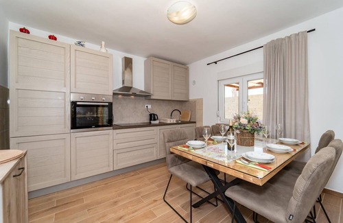 Donje Rastane Villa | Villa Iva - Three Bedroom Villa, Sleeps 7