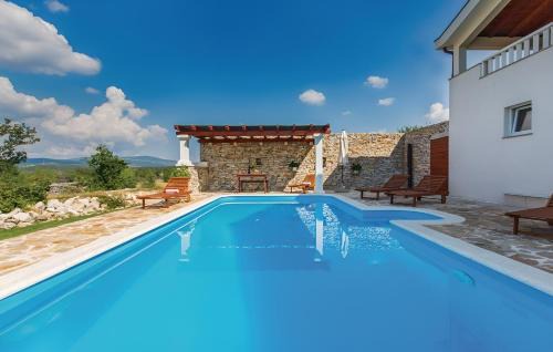 Lovrec House | Villa Ivy with perfect privacy, pool, sauna and jacuzzi