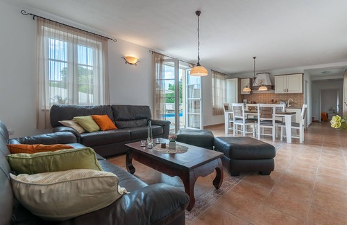 Rojnici Villa | Villa Jakov beautiful villa with 4 bedrooms