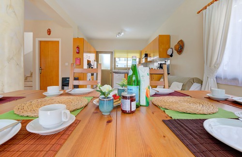 Emba Villa | Villa Kalandia, Emba, Paphos Beautiful 3 Bedroom Villa with Private Pool