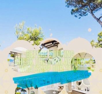 Paraga House | Villa Karana with a large swimming pool