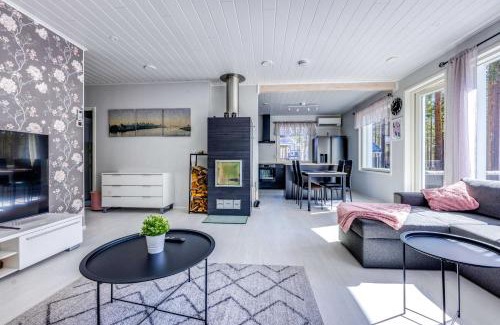 Kalajoki Apartment | Villa Karhunkääpä