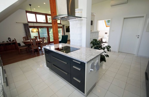 Bostanj Apartment | VILLA KATARINA APARTMENTS Nesteled in nature, wrapped in comfort.