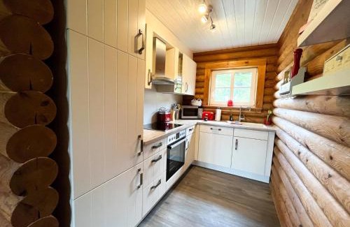 Grodersby House | villa kunterBUNT