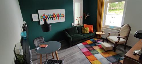 Drangstedt Apartment | Villa Kunterbunt, Gemütlichkeit am Waldesrand