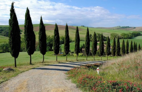 Bollano Villa | Villa 'La Memoria Del Tempo' with Private Pool, Wi-Fi and Air Conditioning
