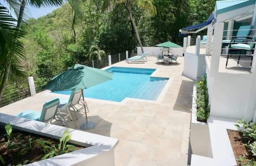 Saline Point Villa | Villa La Mer 2BR in Saddleback by Personal Villas - Breathtkaing Hideaway