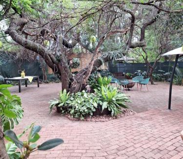 Akasia Apartment | Villa La Pensionne Guest House