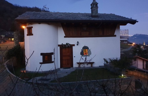 Quart House | Villa la Tour Deluxe
