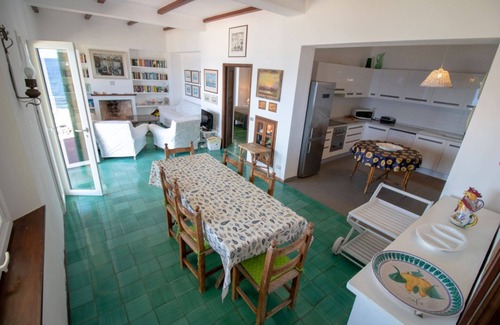Bagno-Sprizze Apartment | VILLA LE SPRIZZE - LE SPRIZZE A