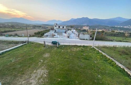 Delvine House | Villa Lediana