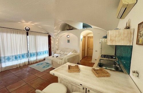 Porto Taverna Villa | Villa Lisa - With large private pool in protected Tavolara area
