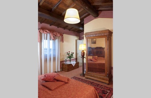 Poppi Villa | VILLA LIZ Tuscany, private pool, hot tub, property fenced, pets allowed