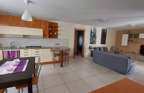 Poggio dei Pini House | VILLA LUIGI: accommodation in villa with PARKING and above ground POOL PRIVATE HOST