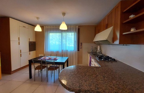Poggio dei Pini House | VILLA LUIGI: accommodation in villa with PARKING and above ground POOL PRIVATE HOST