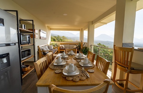 Coatepeque House | Villa Luvier