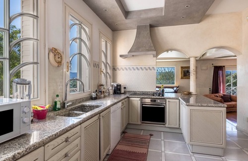 Arcugnano Villa | Villa "Magnolia Deluxe" with Shared Pool & Wi-Fi