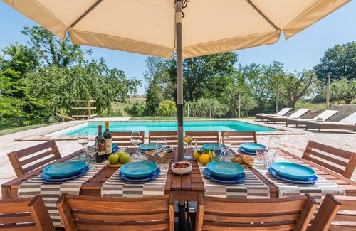 Massa Fermana Villa | Villa Malu 8 - Three Bedroom Villa, Sleeps 8