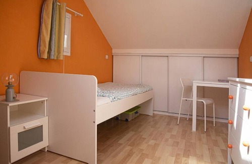Longjumeau Villa | Villa Manarola - 10pers/4Ch - jacuzzi & jardin