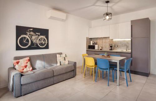 Cisano Apartment | Villa Manzoni Apt 1