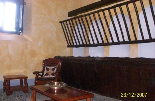 Castelsilano House | Villa Maria