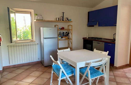 San Sostene Marina Villa | Villa Marina Piccola. Beachfront accomodation with spacious garden
