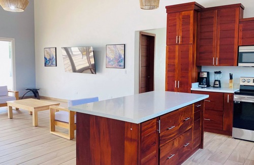 Corozal Villa | Villa Martha Con Piscina Contiguo a la Playa