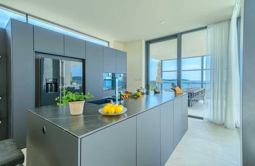 Rogoznica Villa | Villa Marvella - luxury waterfront villa with a heated pool and a sauna for 10 guests