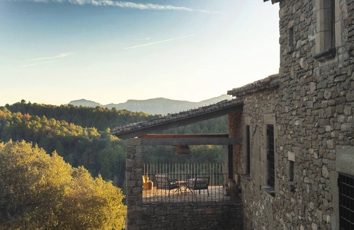 Granera Villa | Villa "Mas Girbau" with Mountain View, Private Terrace & Wi-Fi