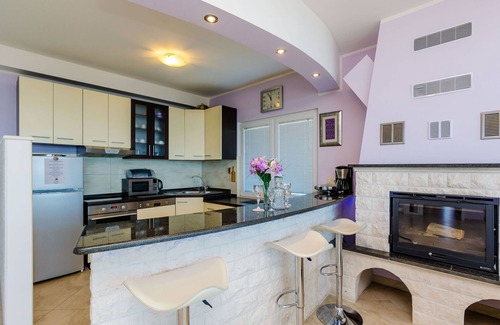 Vodovađa Villa | Villa Mateo - Three Bedroom Apartment with Terrace and Private Pool