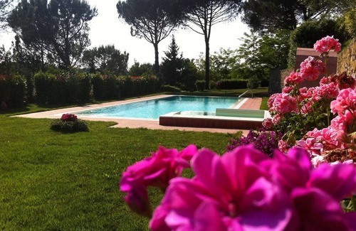Lari Villa | Villa Mimosa , Relax in Nature